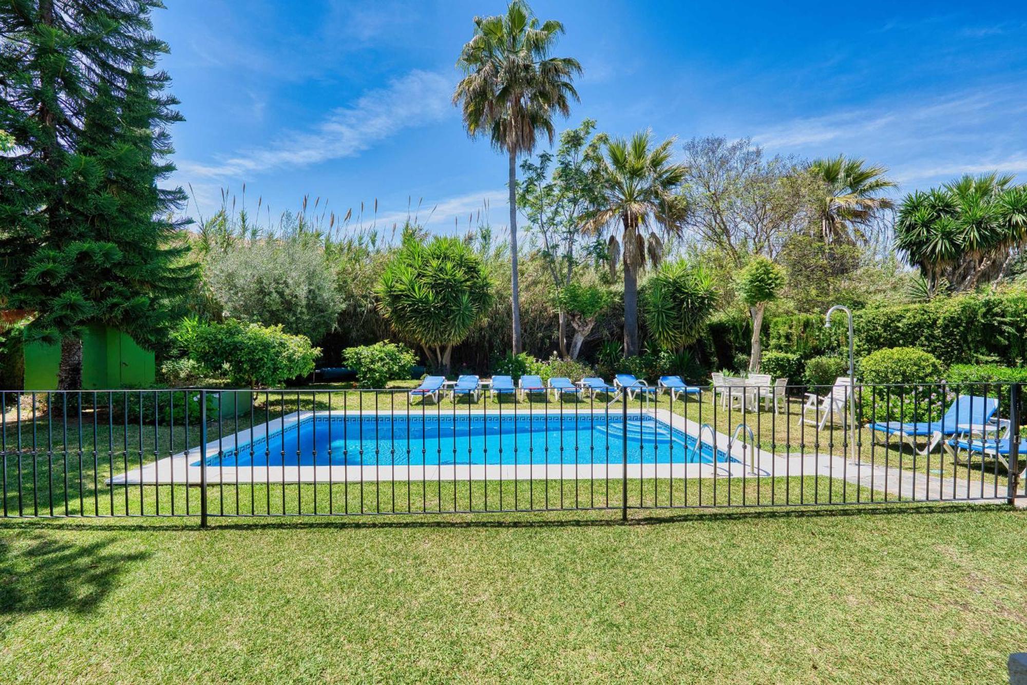 1106 Marbella Large Family Villa Estepona Extérieur photo